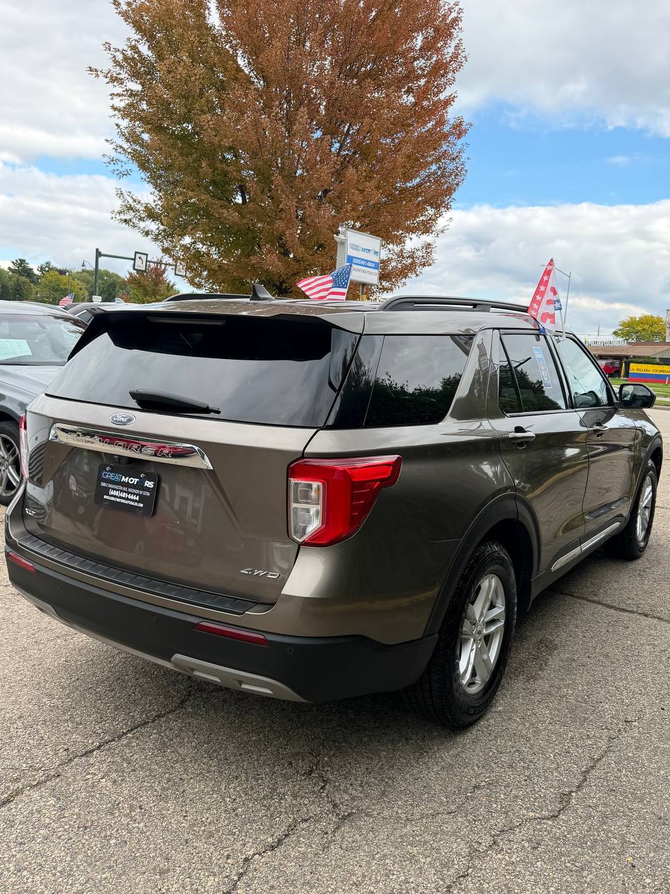 2021 Ford Explorer XLT - Photo 6
