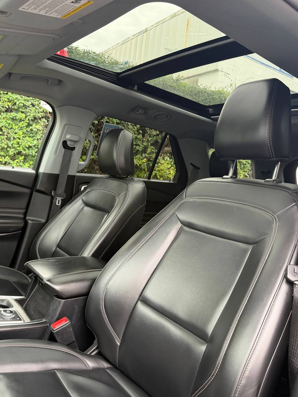 2021 Ford Explorer XLT - Photo 9
